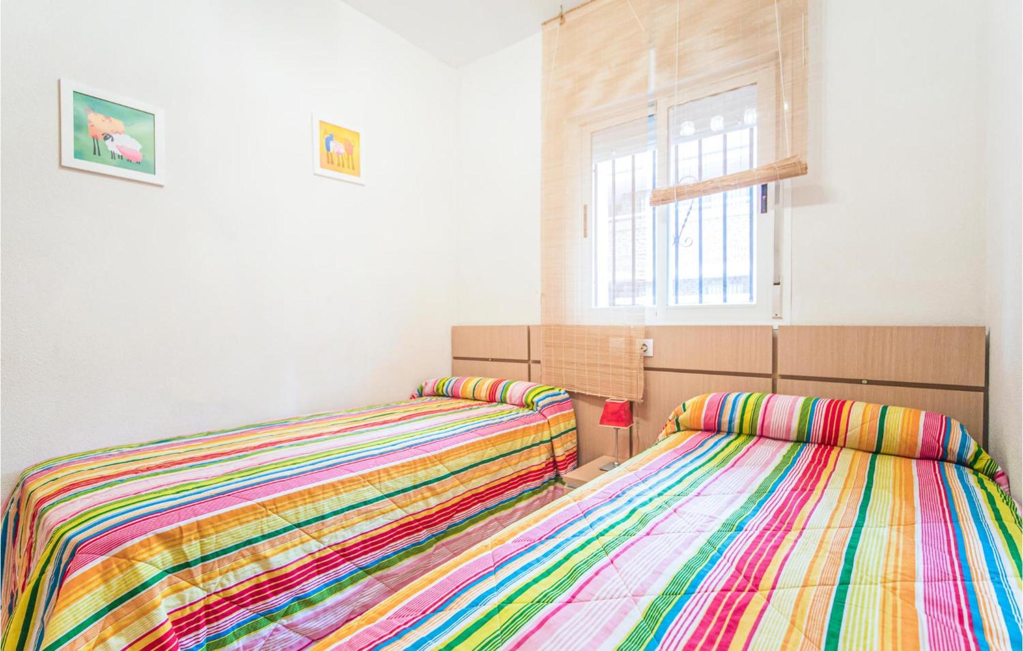 2 Bedroom Lovely Apartment In أوروبيسا ذيل مار المظهر الخارجي الصورة